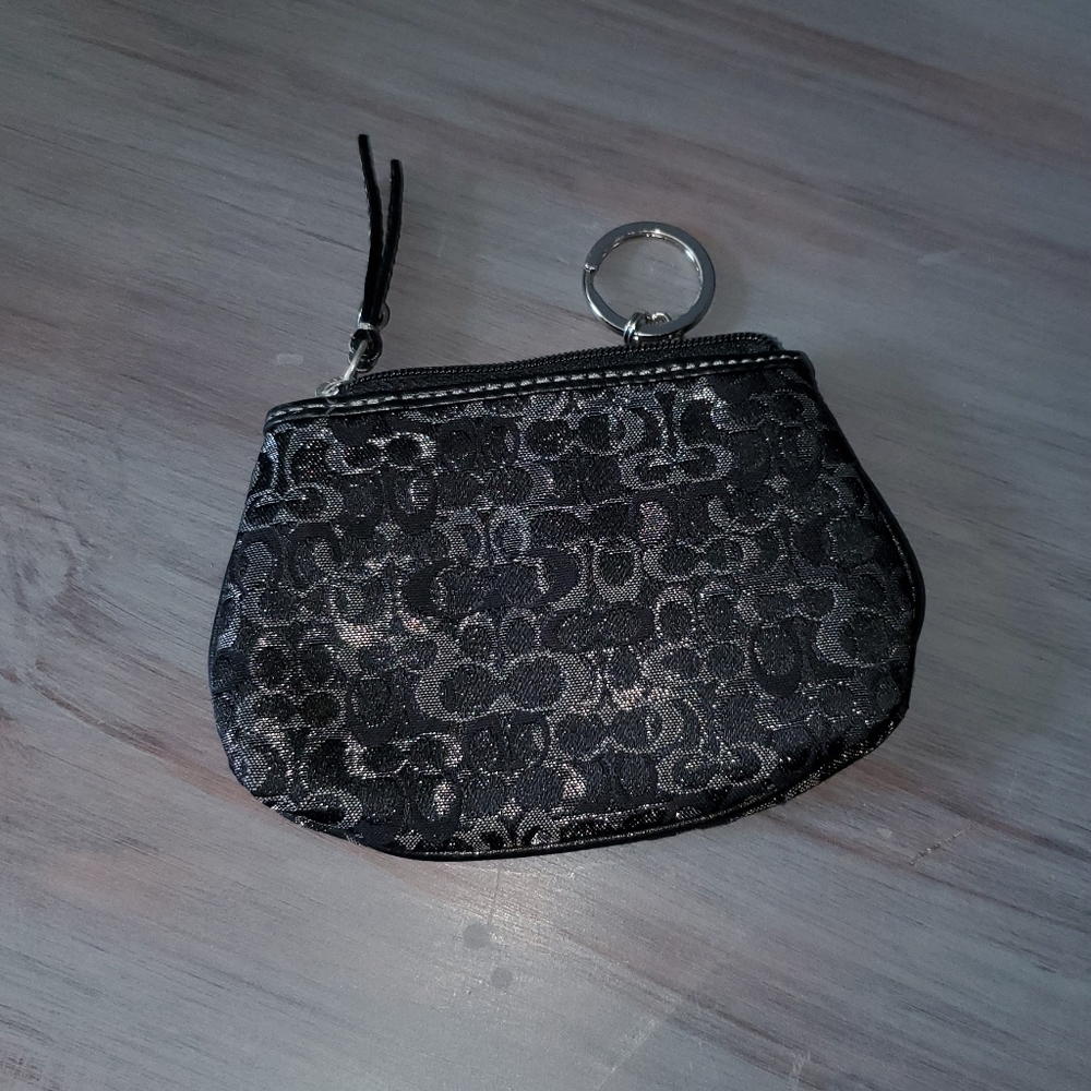 Coach Keychain Cardholder - Picture 2 of 3